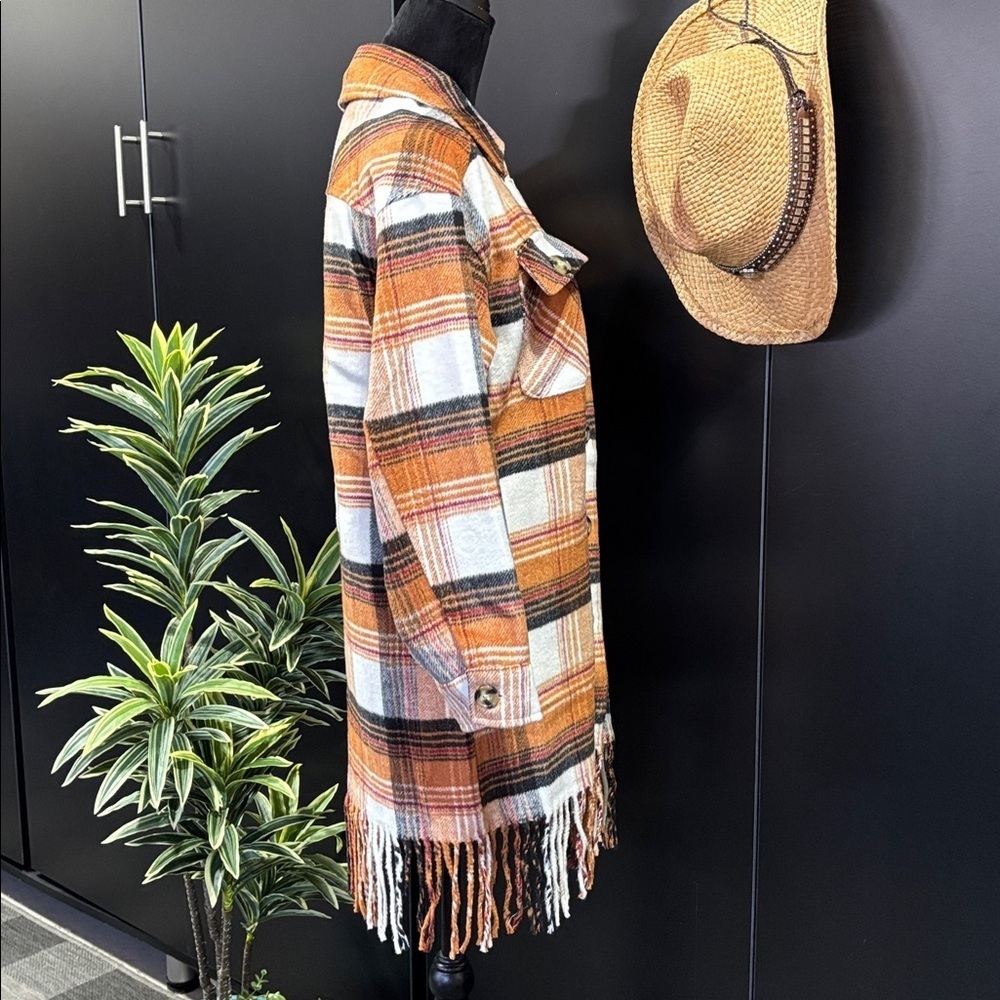 Sabrina Lauren Shacket,fringe hemline, button chest pockets,plaid - Picture 5 of 9